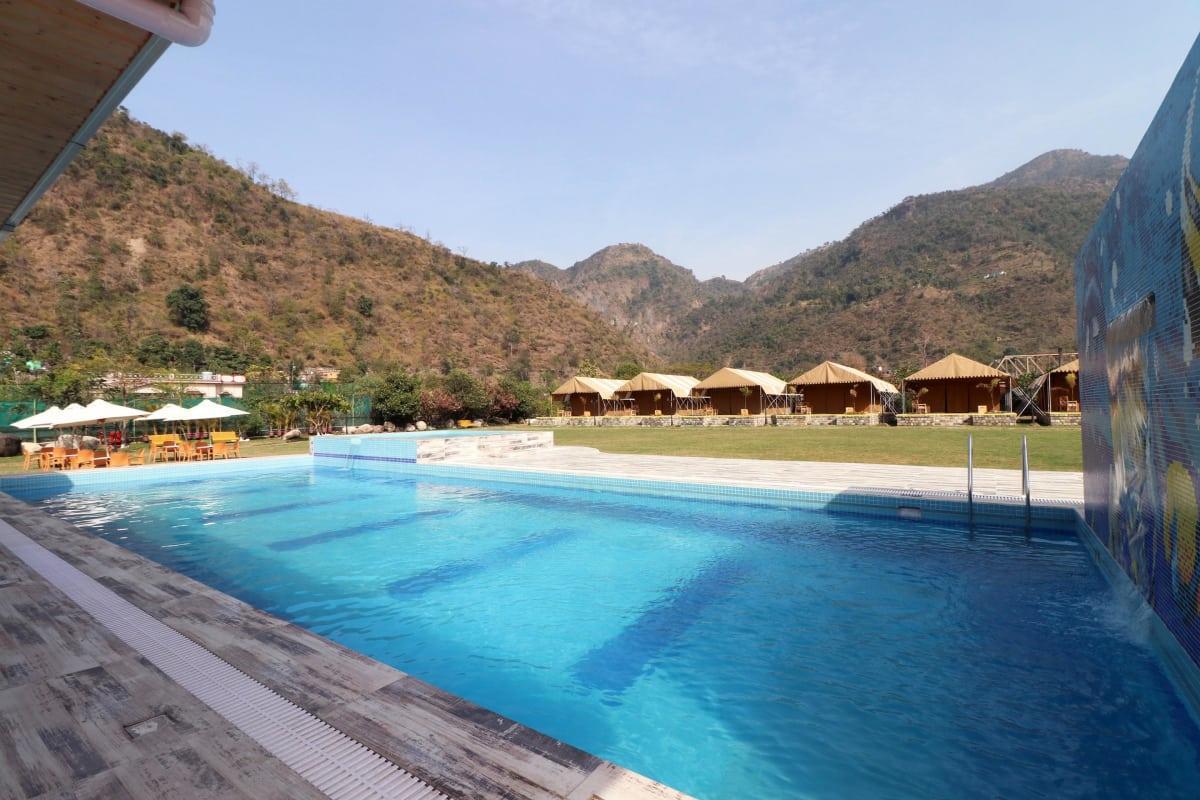 Four Banyans Spirit & Nature Resort Raipur  Экстерьер фото